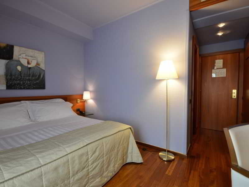 Albergo Celide Lucca Bagian luar foto