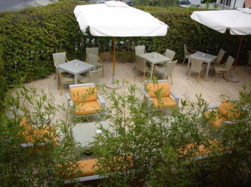 Albergo Celide Lucca Bagian luar foto
